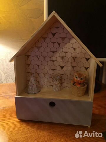 Ключница настенная домик