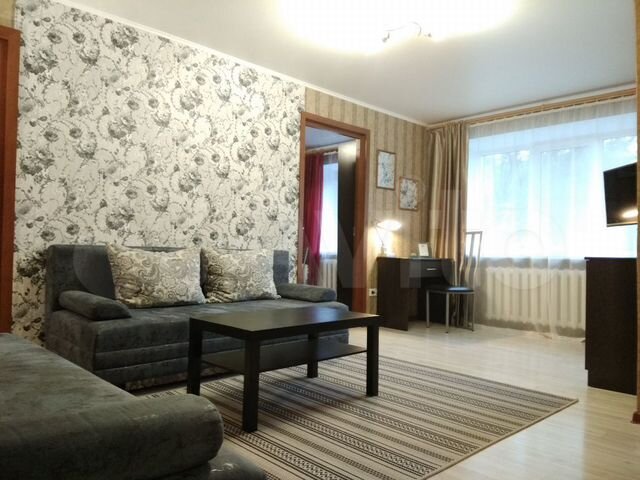 2-к. квартира, 55 м², 1/4 эт.