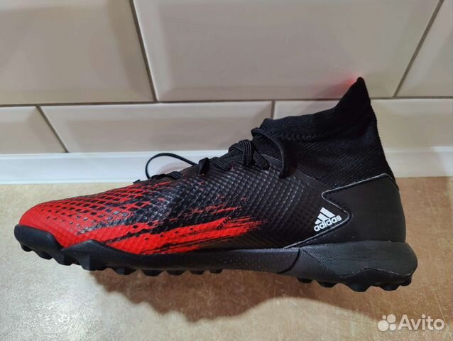 Футбольные бутсы (сороконожки) Adidas Predator