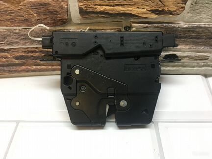 Замок крышки багажника BMW 640 F06 / F12 / F13