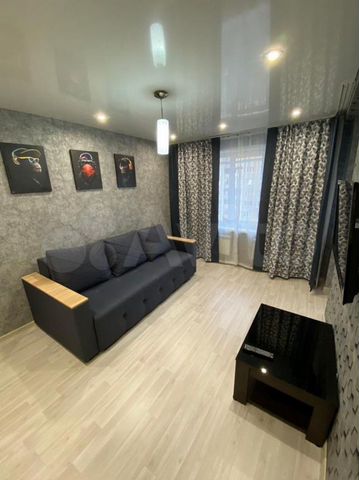 2-к. квартира, 42 м², 8/9 эт.