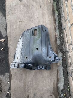 Зашита задняя Тойота Авенсис Toyota Avensis