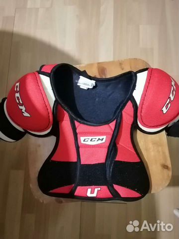 Нагрудник, щитки