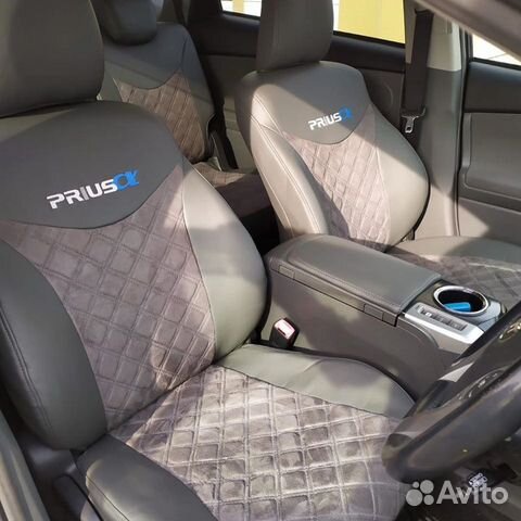 Чехлы Prius Alpha