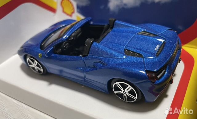 Коллекционная модель Ferrari 488 Spider