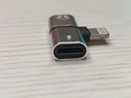 Переходник Lightning на iPhone