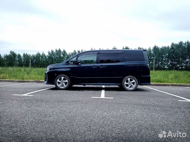 Трансфер на минивене