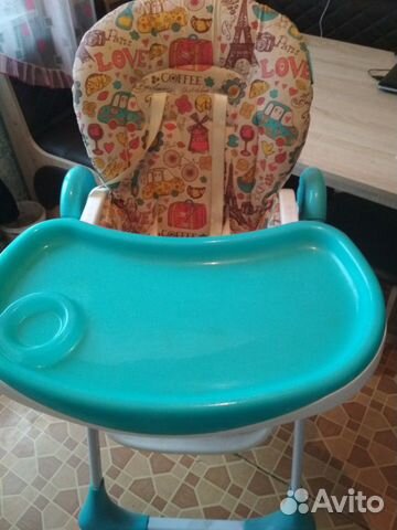 Стульчик для кормления ребенка