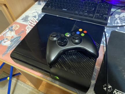 Xbox 360 E 500гб