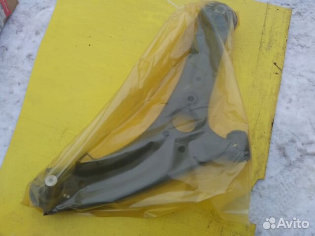 Рычаг передний Kia Picanto 2011-2017