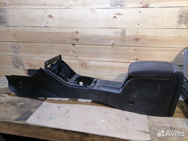 Консоль центральная Volkswagen Golf Plus