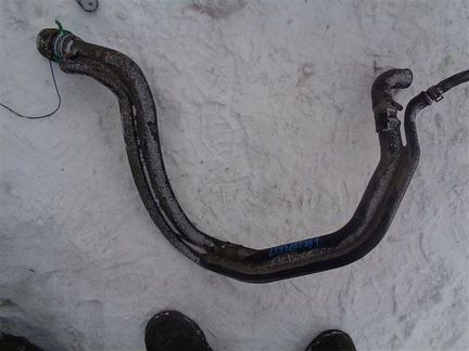 Горловина топливного бака Toyota Avensis AZT251