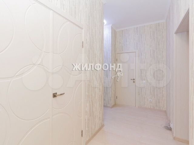 2-к. квартира, 54 м², 1/4 эт.