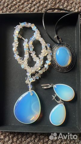 Украшения из лунного камня, яшмы