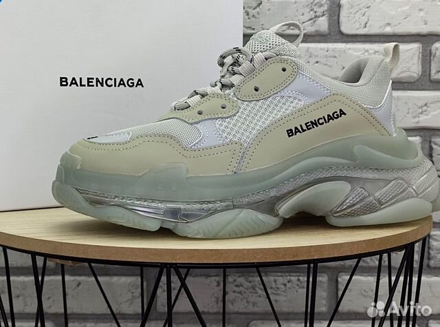 Кроссовки Balenciaga tripl s clear sole grey