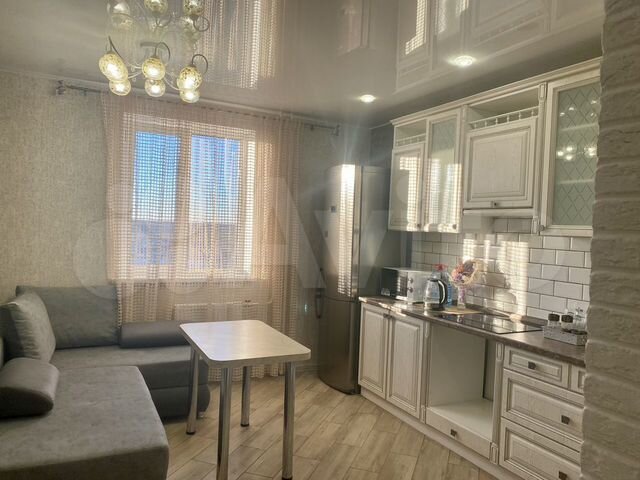 2-к. квартира, 55 м², 18/18 эт.