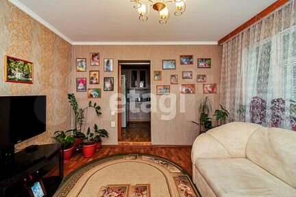 4-к. квартира, 69 м², 1/1 эт.