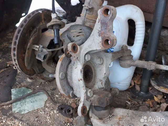 Ступици, поворотные кулаки в сборе mitsubishi gala