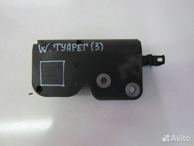 Замок багажника туарег 2012