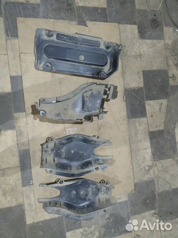 Крышка заднего рычага Mercedes W212