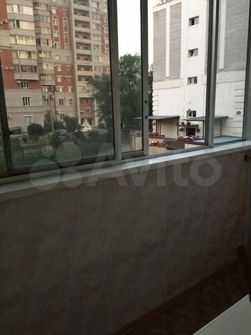 1-к. квартира, 50 м², 2/10 эт.