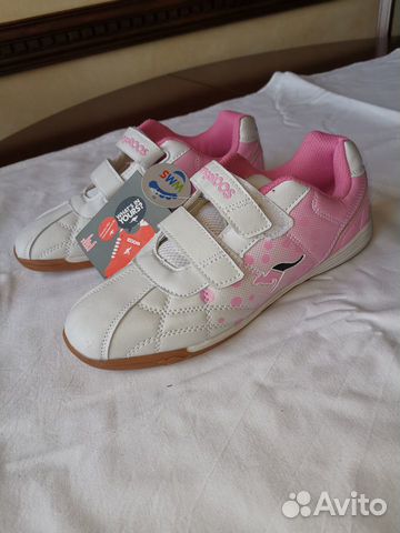 Кроссовки женские kangaroos новые