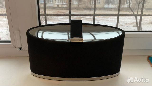 Bowers & Wilkins Zeppelin mini с Bluetooth