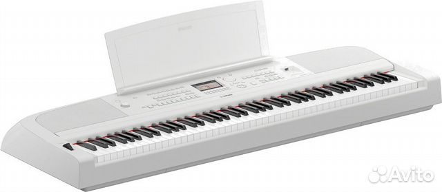 Цифоровое пианино Yamaha DGX-670 WH