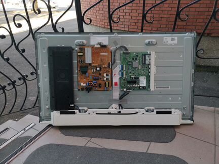 Телевизор LG 42LB671V (Разбор)(По запчастям)