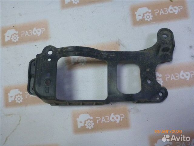 Кронштейн задний правый Honda Pilot YF4 J35Z4 2014