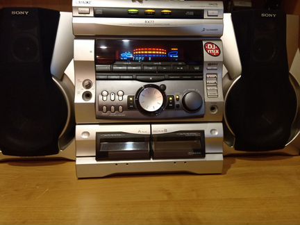 Продается музыкальный центр Sony RX-77