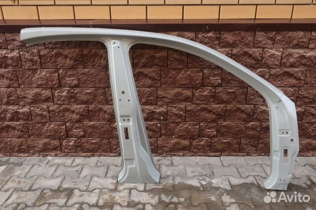 Боковина правая Skoda Rapid