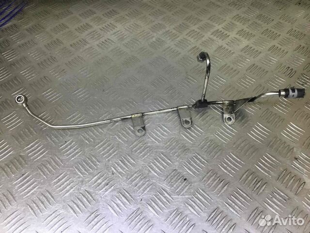 Трубка топливная Фольксваген Пассат 06f127505aa Bv