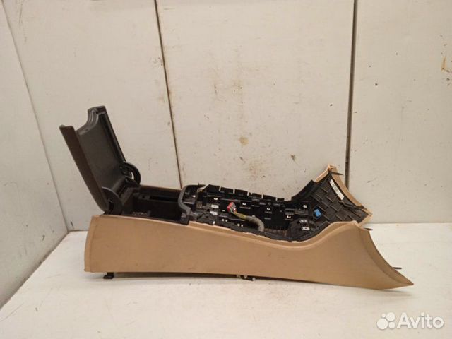 Подлокотник Jaguar Xj X351 3.0 2012