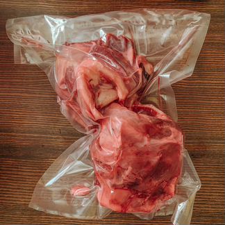 Мясо и субпродукты для питомцев