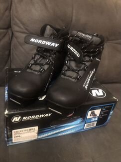 Ботинки лыжные