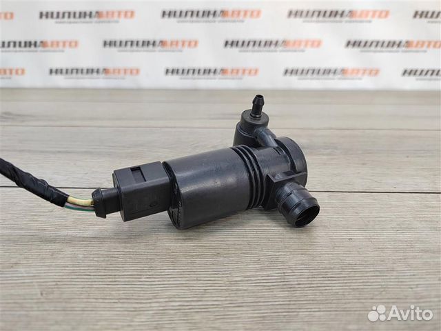 Насос омывателя фар land rover Freelander 2