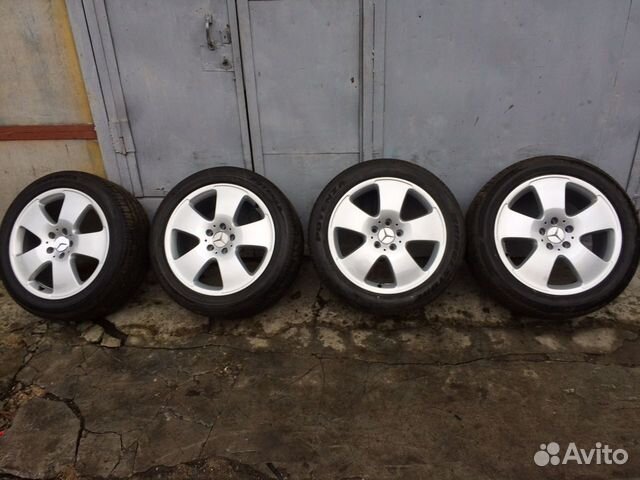 Комплект Bridgestone W221 255/45 R18