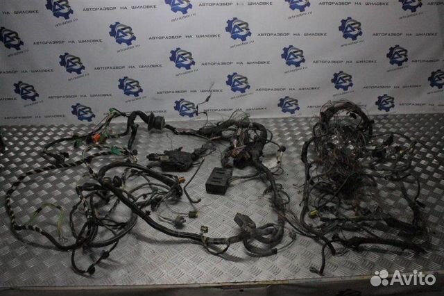 Проводка (коса) подкапотная Citroen C4 Picasso 1