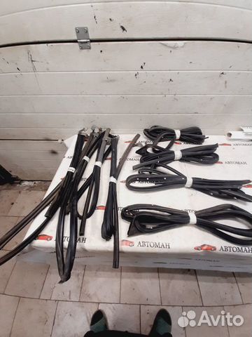 Уплотнитель двери Outlander XL