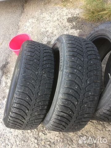 Bridgestone Blizzak Spike-01 235/55 R18