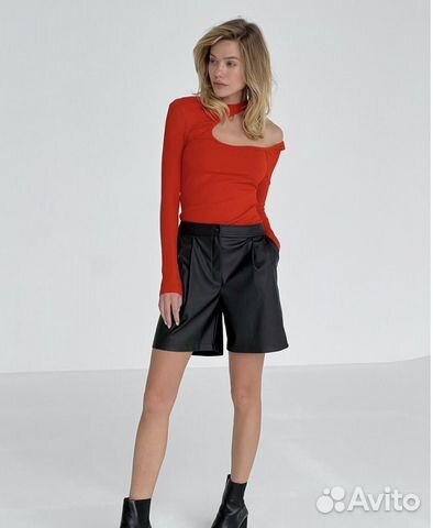 Шорты из экокожи Charmstore новые