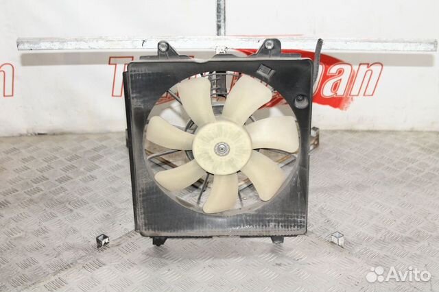 Диффузор вентилятор правый Honda Civic 8 4D Гибрид