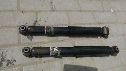 Амортизатор задний Nissan x-trail t31