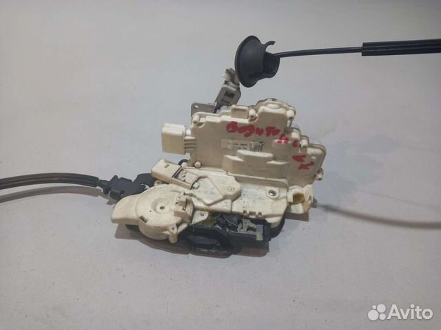 Замок двери водительской ауди а8 audi a8