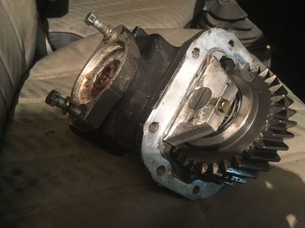 Отбор мощности задний мост Isuzu Elf 1991г Hino