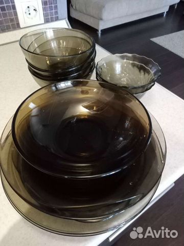 Посуда, тарелки, пиала