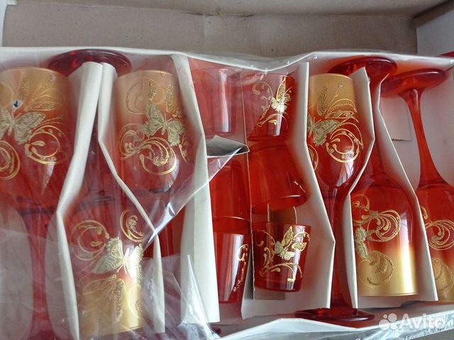 Хрустальные фужеры и рюмки