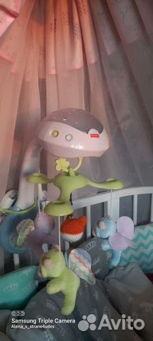 Мобиль в кроватку Fisher Price Мечты о бабочках