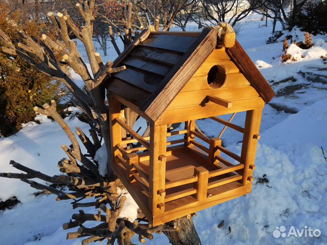 Кормушка для птиц белок скворечник